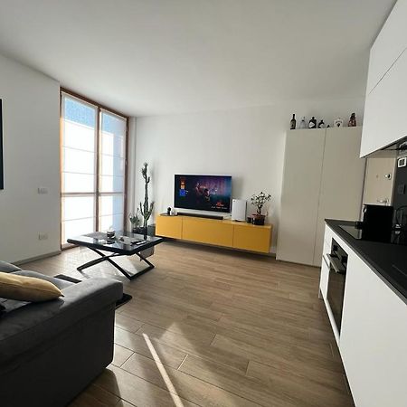 Domusmi - Nuvolone-7 Leilighet Milano Eksteriør bilde